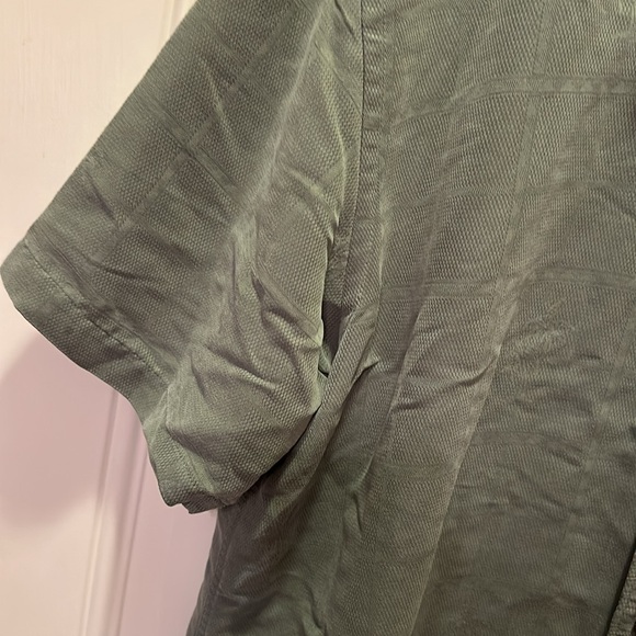 Quiksilver Silver Edition Mens XL Green Short Sleeve Button Up Shirt / B-100 - Picture 4 of 7